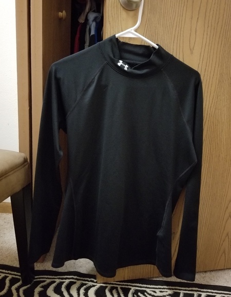 Under Armour Tops - Under Armour Shirt